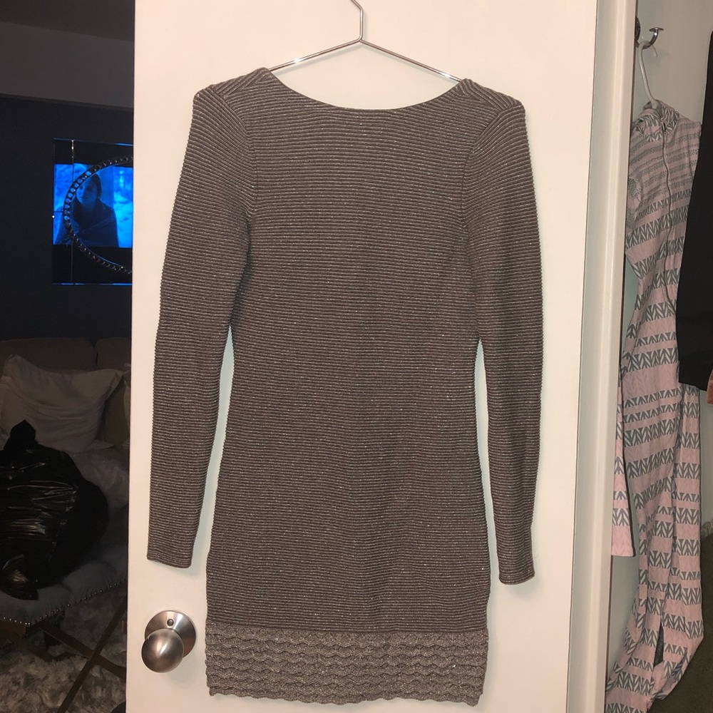 MODA International metallic silver mini dress - Picture 2 of 4